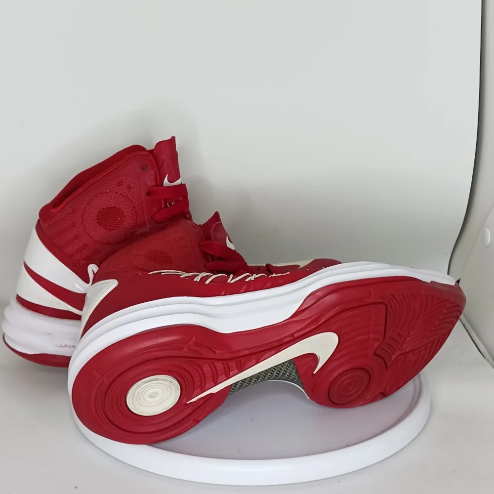 Nike Hyperdunk - Picture 3 of 5